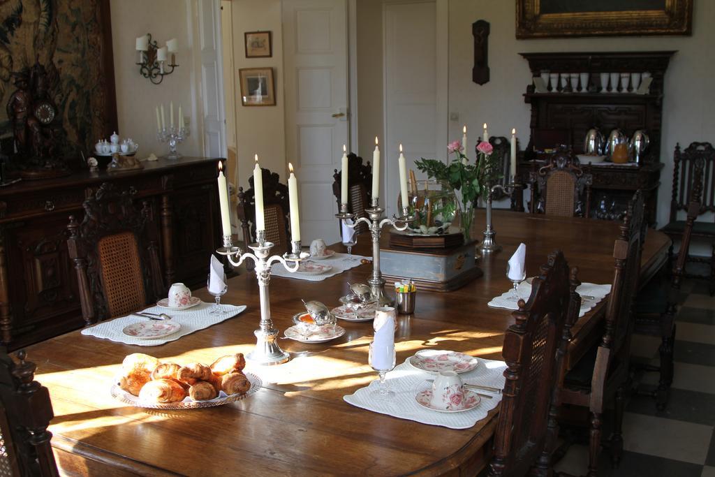 Chateau Du Breuil Bed & Breakfast Gevrolles Exterior foto